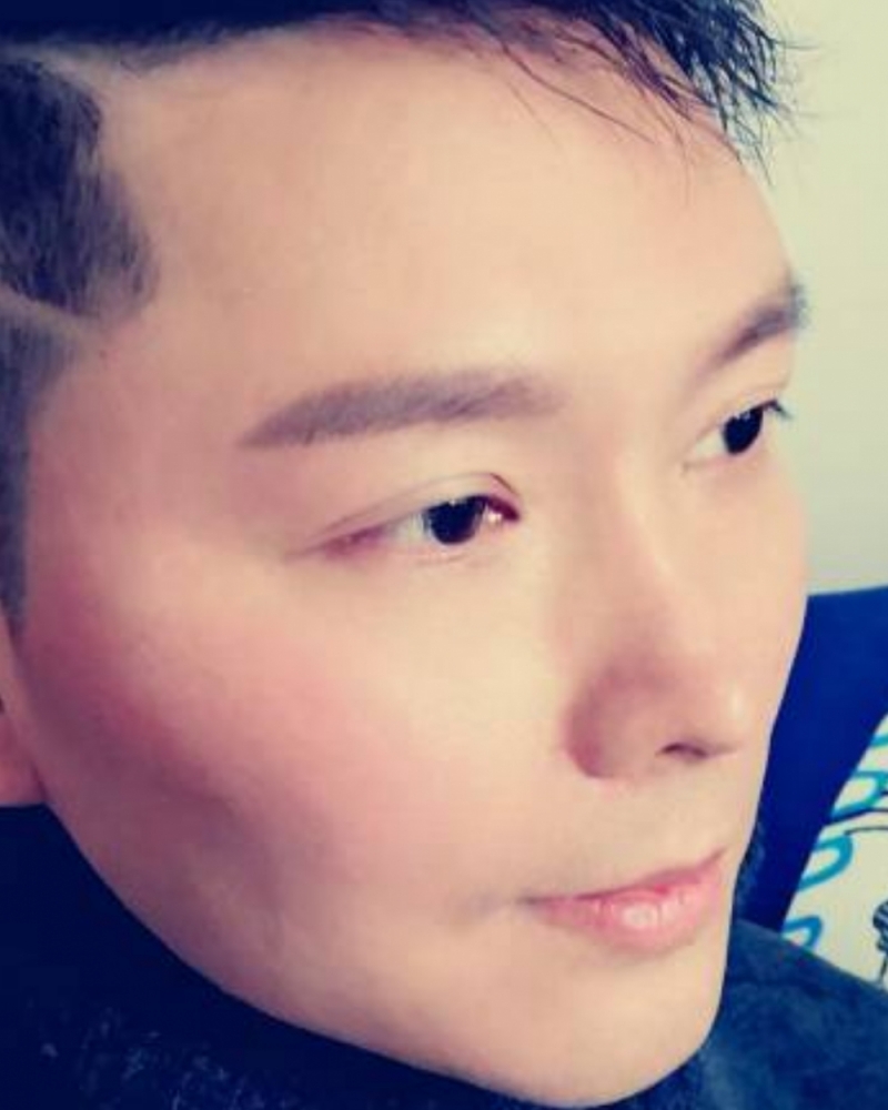 张斌
